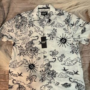 Fresh White Casual Button Down Shirt